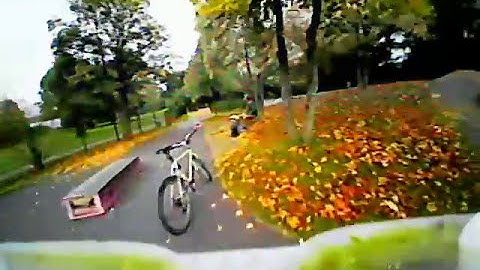 Tiny Whoop at the Skatebark - KingKong Tiny7