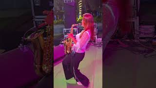 Tip Tip Barsa Paani  Udit Narayan Anuradha Paudwal  Saxophone Queen Lipika Samanta  9064405632