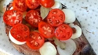 Сазан запеченный на углях Сазан запеченный на углях