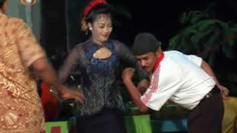 SONGKET BANDUNG - Seni Jaipong Dangdut Mekar Jaya Group ibingan lucu pisan