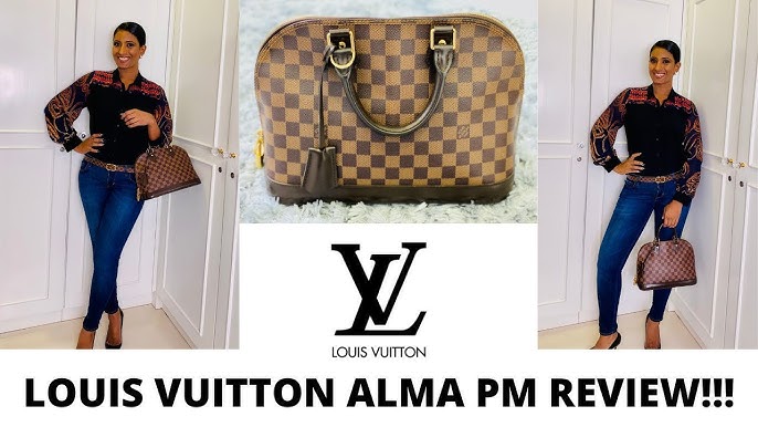 Louis Vuitton Papillon 30 in Monogram - What fits in my bag! (SOLD!) 