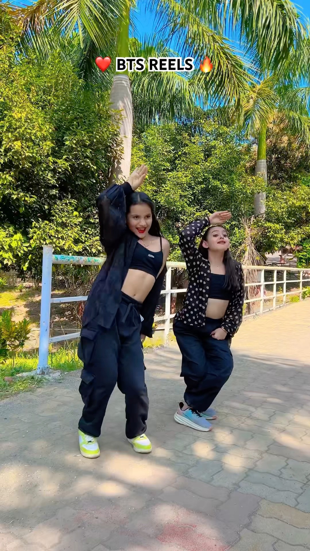 Snake?#nandini091013 #viralvideo #dance #trending #youtubeshorts #love #youtube #shorts #video