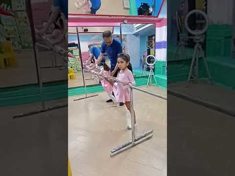تعليم الباليه في اكاديميه كيدز زون