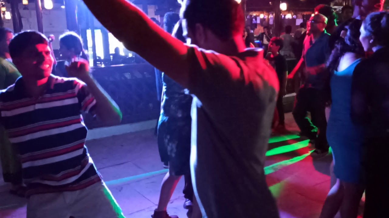 New year 2020 party dance in Goa(4)
