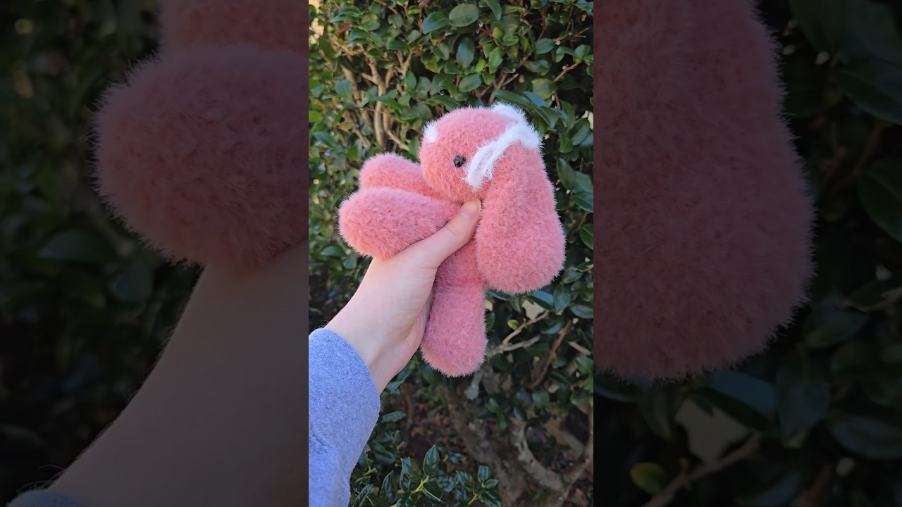 Let's crochet a baby bunny! 🩷🐇 