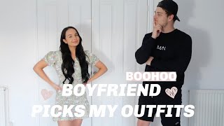 MY BOYFRIEND DOES MY BOOHOO ORDER *funny* - Ayse and Zeliha