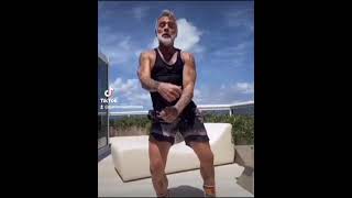When Gianluca Vacchi shows his new Dancing Skills. #gianlucavacchi  #sharfonseca