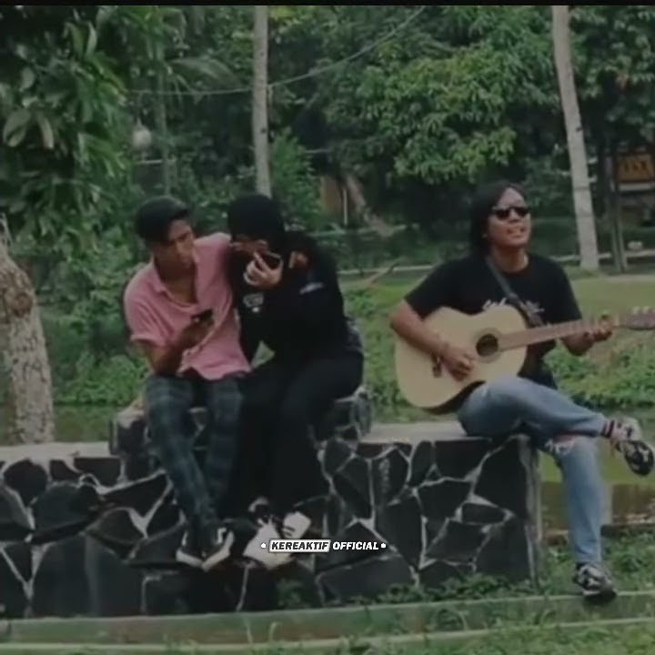 story wa nyindir orang pacaran