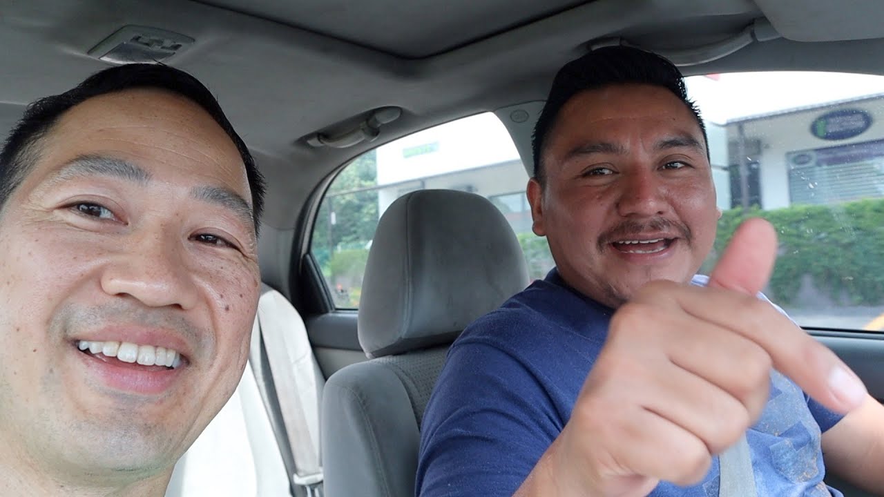 🇸🇻 My driver convinces me to stay in El Salvador and get married