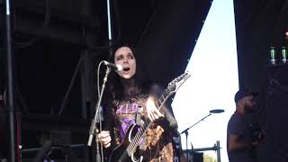 Motionless In White - Soft (LIVE @ Warped Tour 2018) screenshot 5