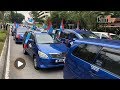 Taxi drivers show up outside Istana Negara to show support for Anwar