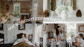 our VICTORIAN home tour | summertime vignettes