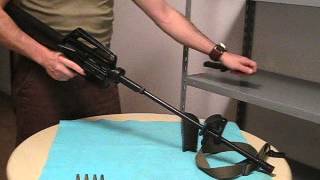 M16A1 rifle replica - disassembly