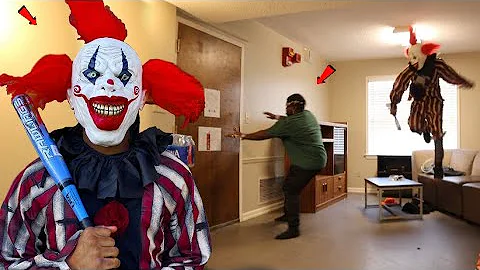 Sinister Clown Scare Prank On Best Friend!