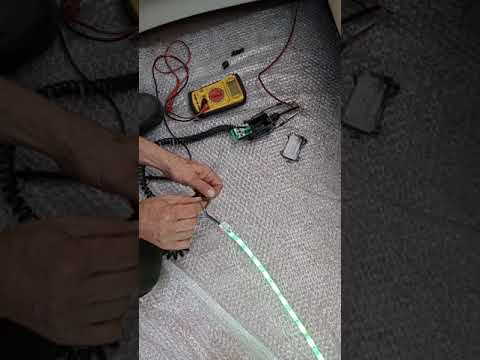 Мигает диодная лента RGB при подключении через контроллер