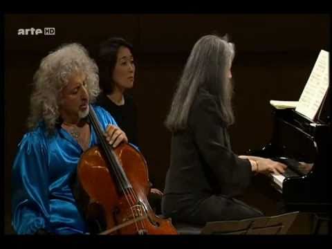 Mischa Maisky & Martha Argerich perform Schumann - LIVE!