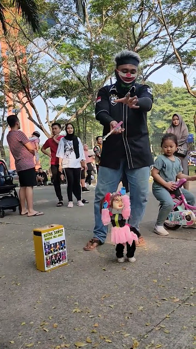 Boneka badut joget tiktok #tiktok