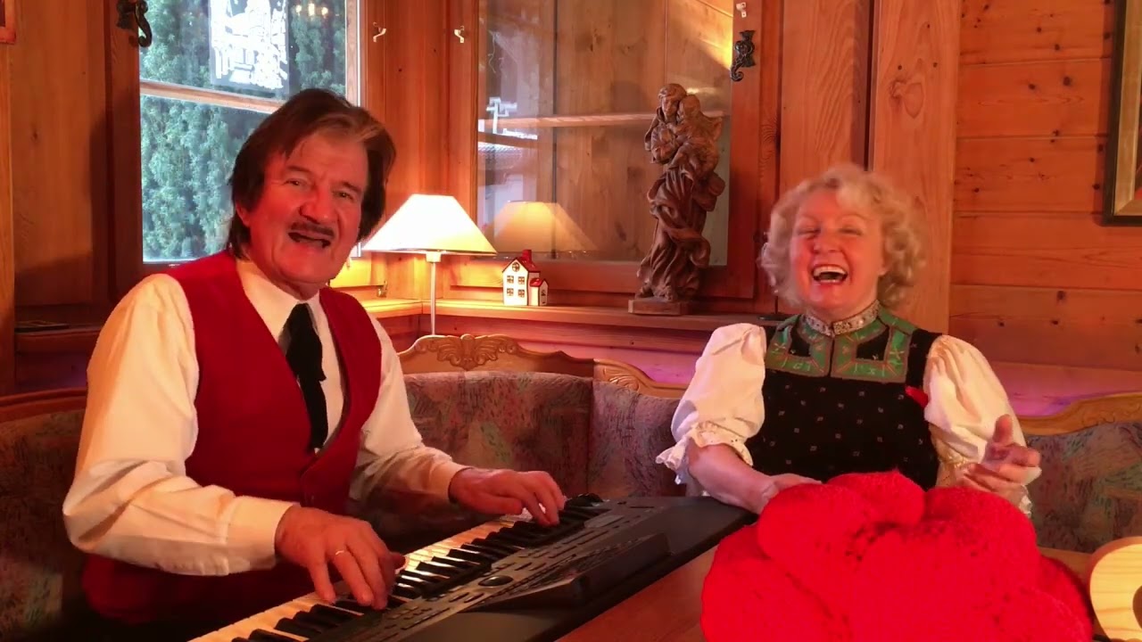 Meines Großvaters Uhr auf der Eckbank