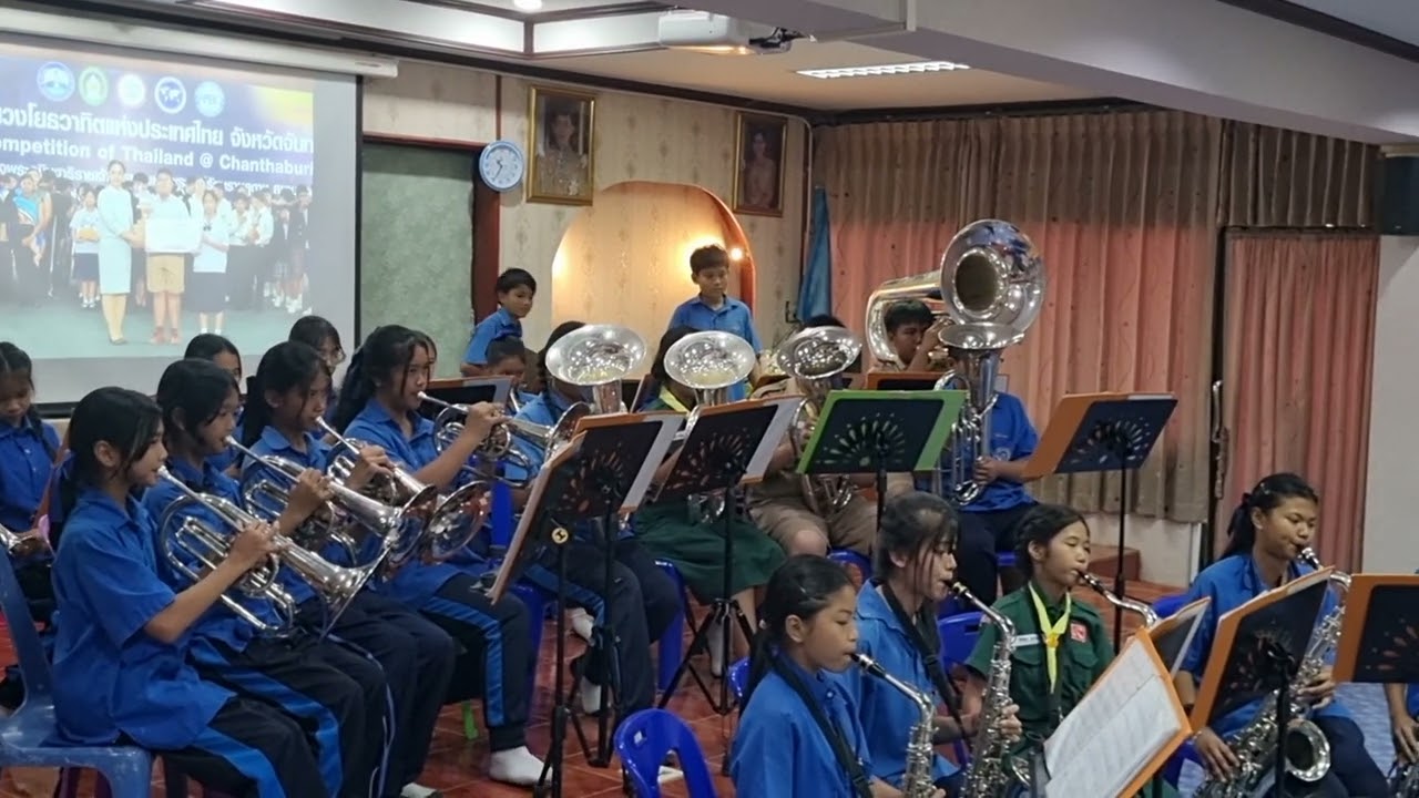  ร่วมบรรเลงดนตรี ต้อนรับคณะผู้ตรวจราชการจากกระทรวงศึกษาธิการ