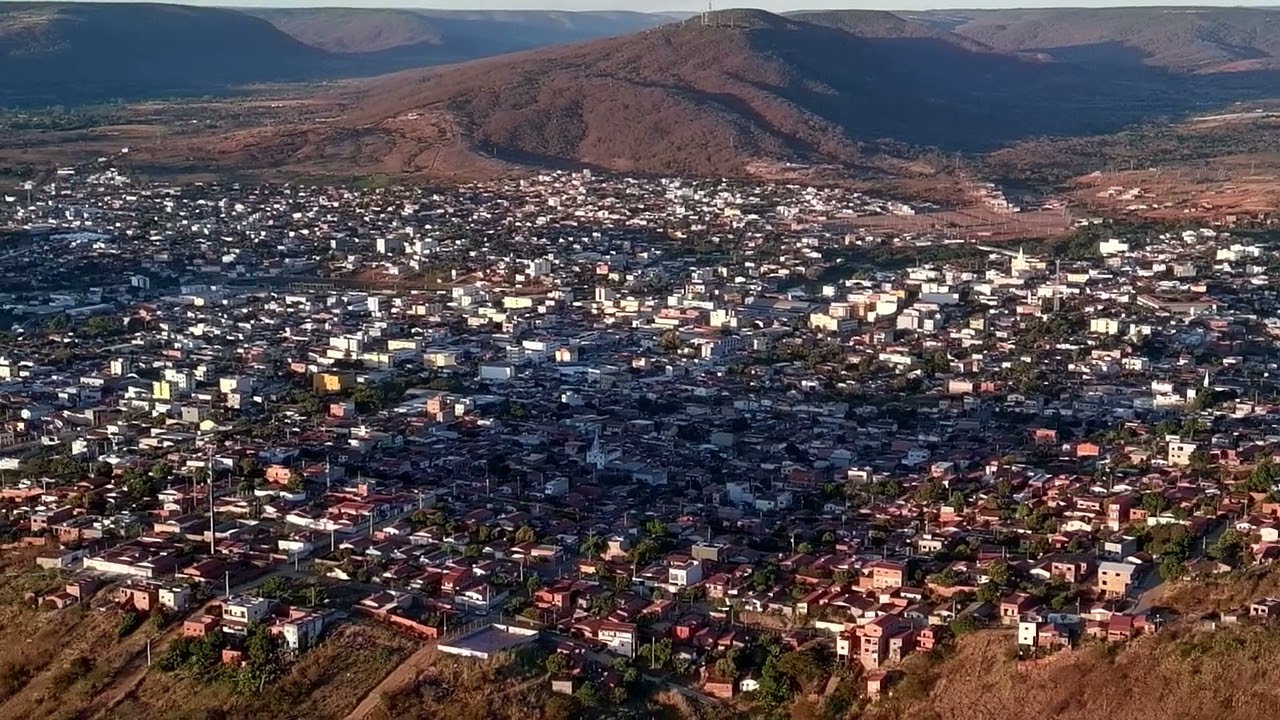 Imagens da cidade de Salinas/MG em 4K realizadas em Julho de 2024 - Vídeo 01 
