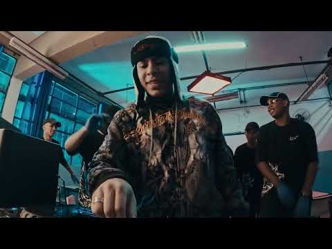 SENTA OLHANDO PRA MIM (Funk 24por48) DJ Arana, MC Diguinho e MC Buret