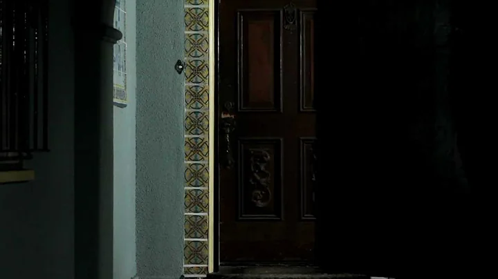 Bobbie Baines PREMONITION / LACC CINEMA 33 PROJECT...