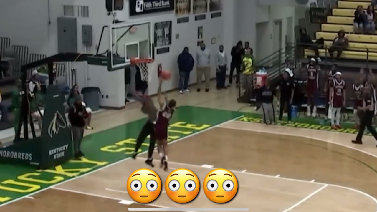 Fan runs out on court during HBCU game 😳