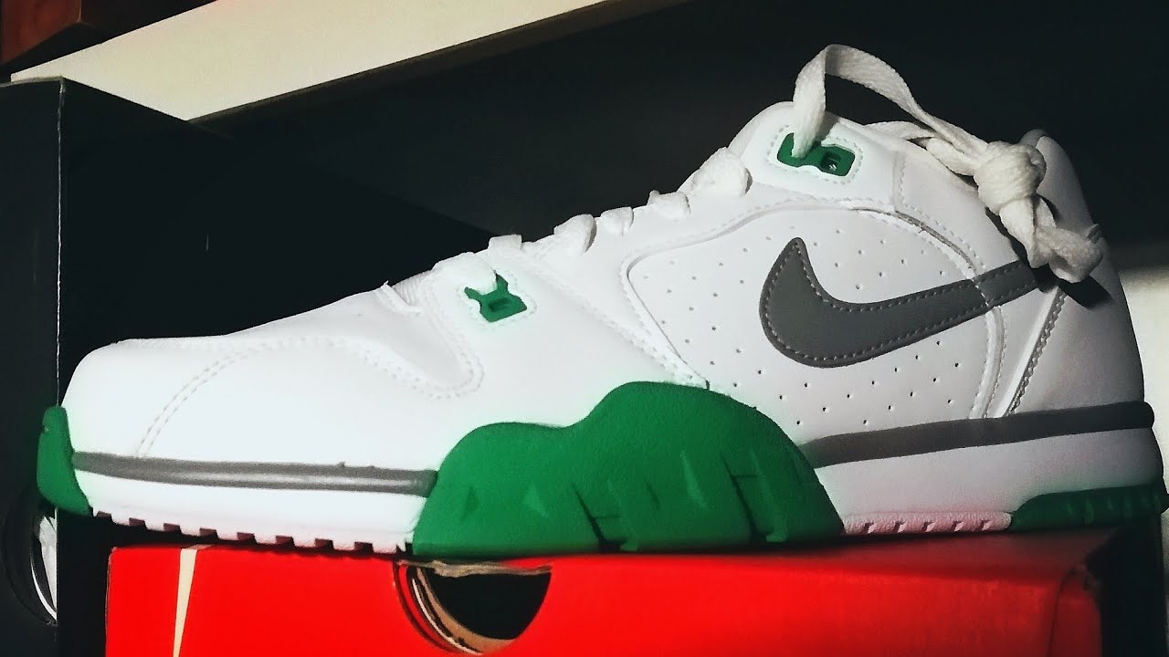 nike cross trainer low lucky green