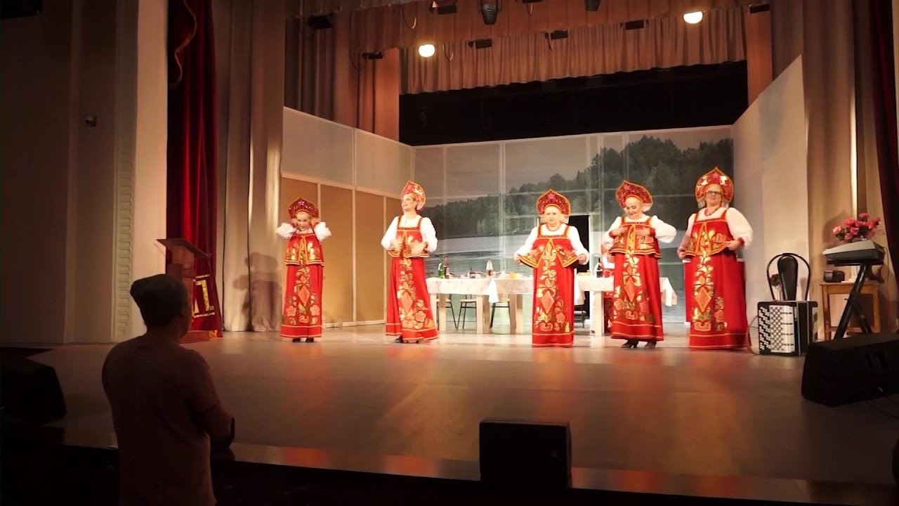 «Чеховцы» готовят премьеру народной комедии «Баба Шанель»