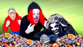 Mean Clown steals pile of candy from monster! 🥺🤡