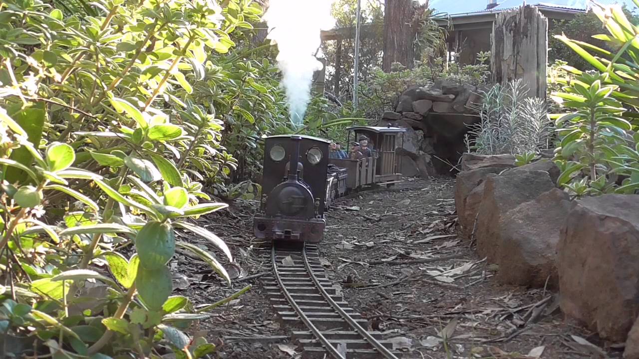 Hunslets, Steam Plumes and Slomos