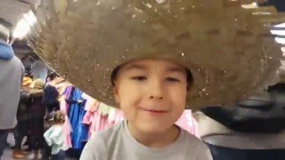 ✔ Karnaval Всё для карнавала Выбираем костюм(Совсем скоро в Германии будет проходить карнавал, посмотрите, как мы к нему готовимся. Дети переодеваются,..., 2016-01-31T21:46:29.000Z)