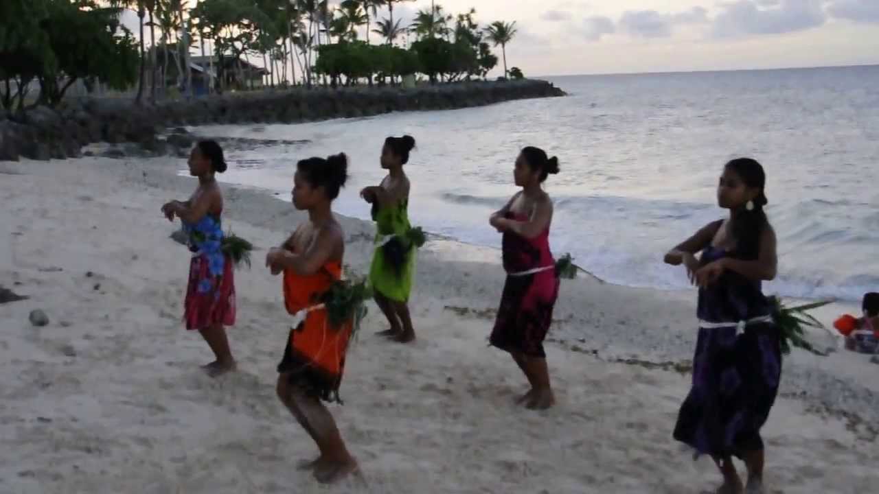 Dance practice, Marshall Islands, Majuro, Jewels of the Pacific dancers