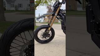 WARP 9’s changed the WHOLE look of my UB!!👀 #wheelie #surron #bikelife #supermoto #stunt #ridebiker