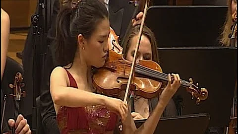 YE EUN CHOI: Shostakovich Violin Concerto No.1 wit...