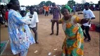 Prestation de DJEBRON DJ lors de la cérémonie de remerciement à Tchekou