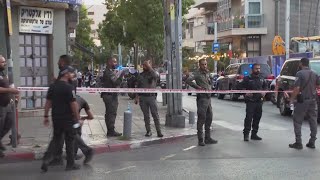 Israeli authorities say 1 wounded in Tel Aviv shooting