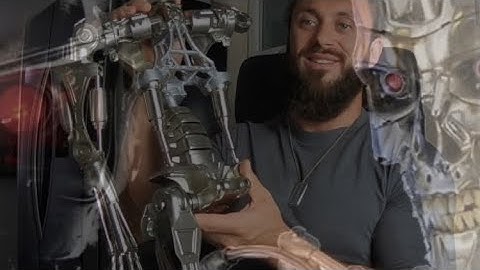 Build the Terminator - Part 57 & 58 - Finishing the Right Hip Joint & Right Thigh Details