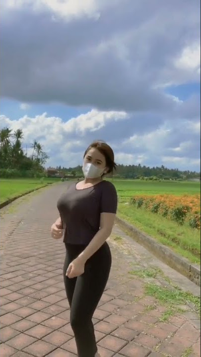 TANTE MONTOK MULUS BANGET ! SEMANGKA GEDE ! PART 3