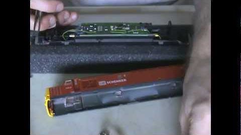 Beginners Guide to DCC Part 2 : How to Install DCC Decoders 8 pin & 21 pin Types