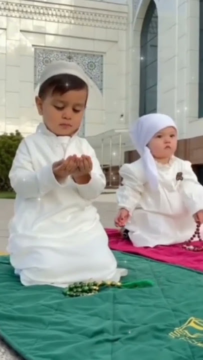 Subhan Allah ❤️ |  MashaAllah 😍 | Cute baby praying namaz❤️❤️ #shorts #islam #viral #viralvideo