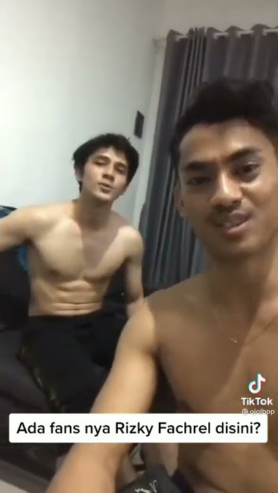 gay yg lagi viral2 nya d tweter #indonesia #lgbt #tiktok #viral #fyp #gay #couple
