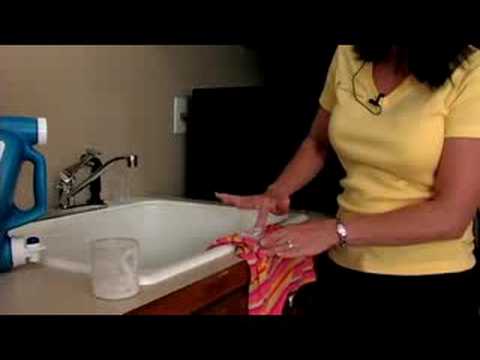 How to Do Laundry : How to Wash Clothes With Baking Soda &amp; Water