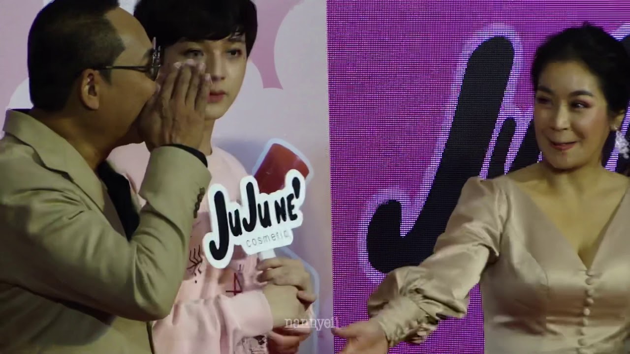 Bas [BKC] SBFIVE งาน #JujuNeXSBFIVE ถ่ายรูปรวม