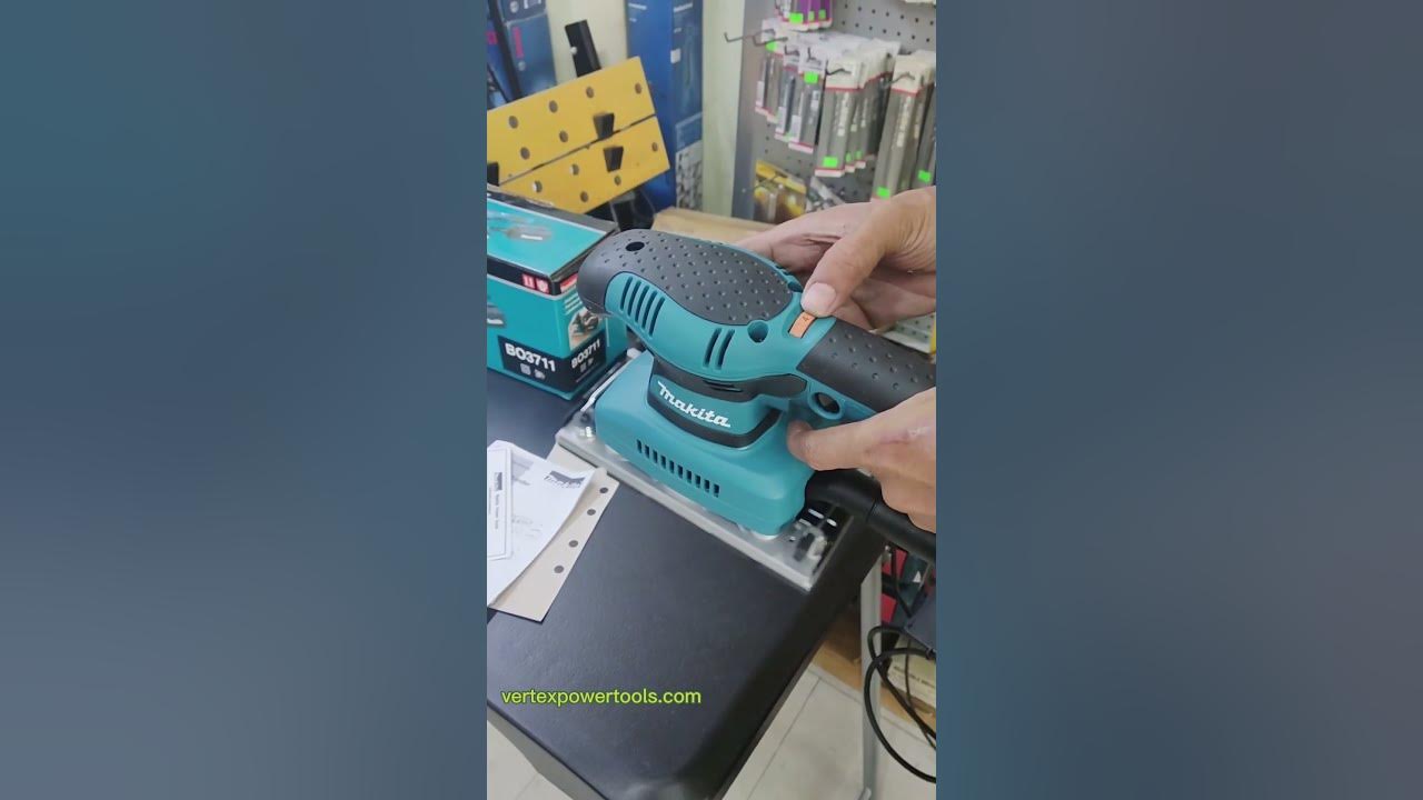 Bror generelt Inde Makita BO3711 Finishing Sander - YouTube