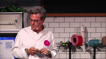 Javier Celaya - Libraries in a Digital Age -- Sharing Knowledge, Building Future