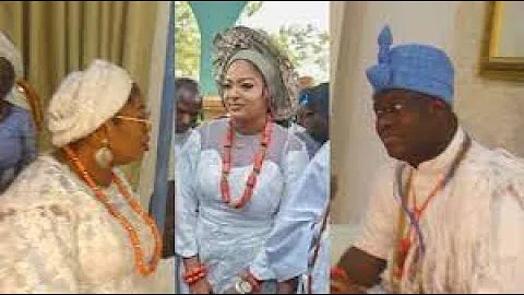 WATCH HOW PRINCESS TOYIN KOLADE AND FRIENDS CELEBRATE ONE YEAR CORONATION OBA ONIRU OF IRULAND,LAGOS