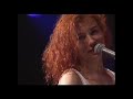 Capture de la vidéo Tori Amos - 1992 -  Vrije Geluiden Documentary On Vpro Tv & Rotterdam's Nighttown - Hd Upscale