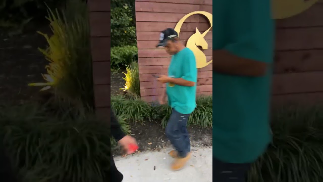 He got hella games in his phone 😂😂 