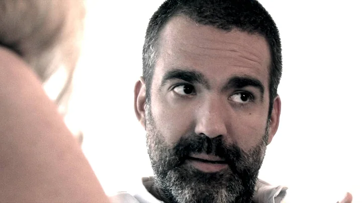 21c Museum presents an interview with artist Luis ...